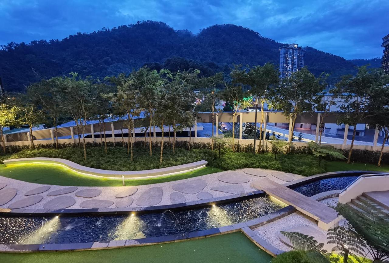 Windmill Upon Hills Luxurious Sky Villa 360 Sky Pool Heated Pool Mountainous Genting View Genting Highland By Heritage Genting Highlands Extérieur photo