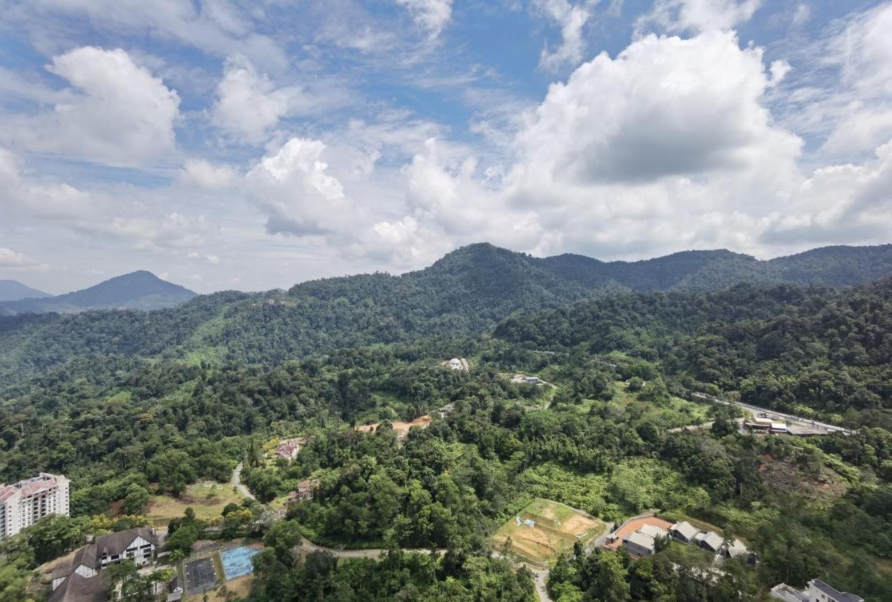 Windmill Upon Hills Luxurious Sky Villa 360 Sky Pool Heated Pool Mountainous Genting View Genting Highland By Heritage Genting Highlands Extérieur photo