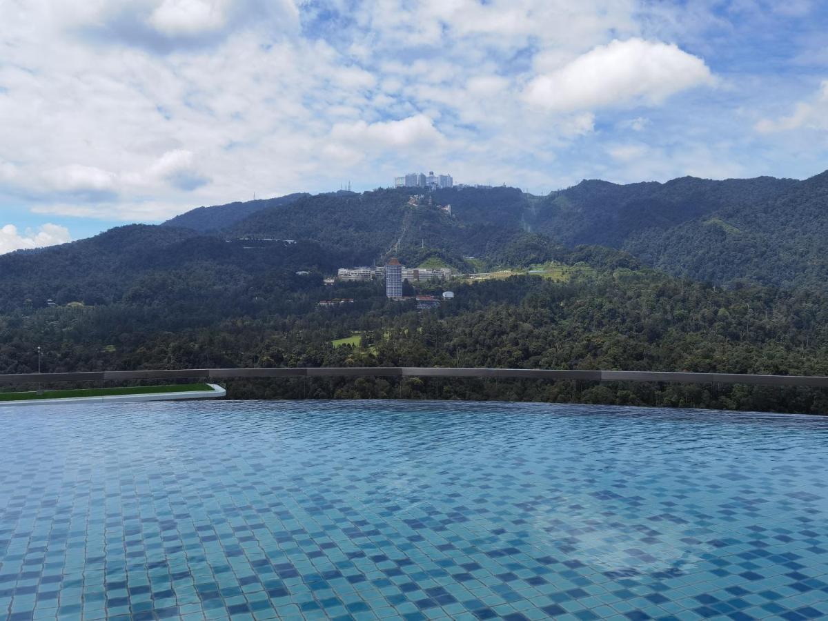 Windmill Upon Hills Luxurious Sky Villa 360 Sky Pool Heated Pool Mountainous Genting View Genting Highland By Heritage Genting Highlands Extérieur photo